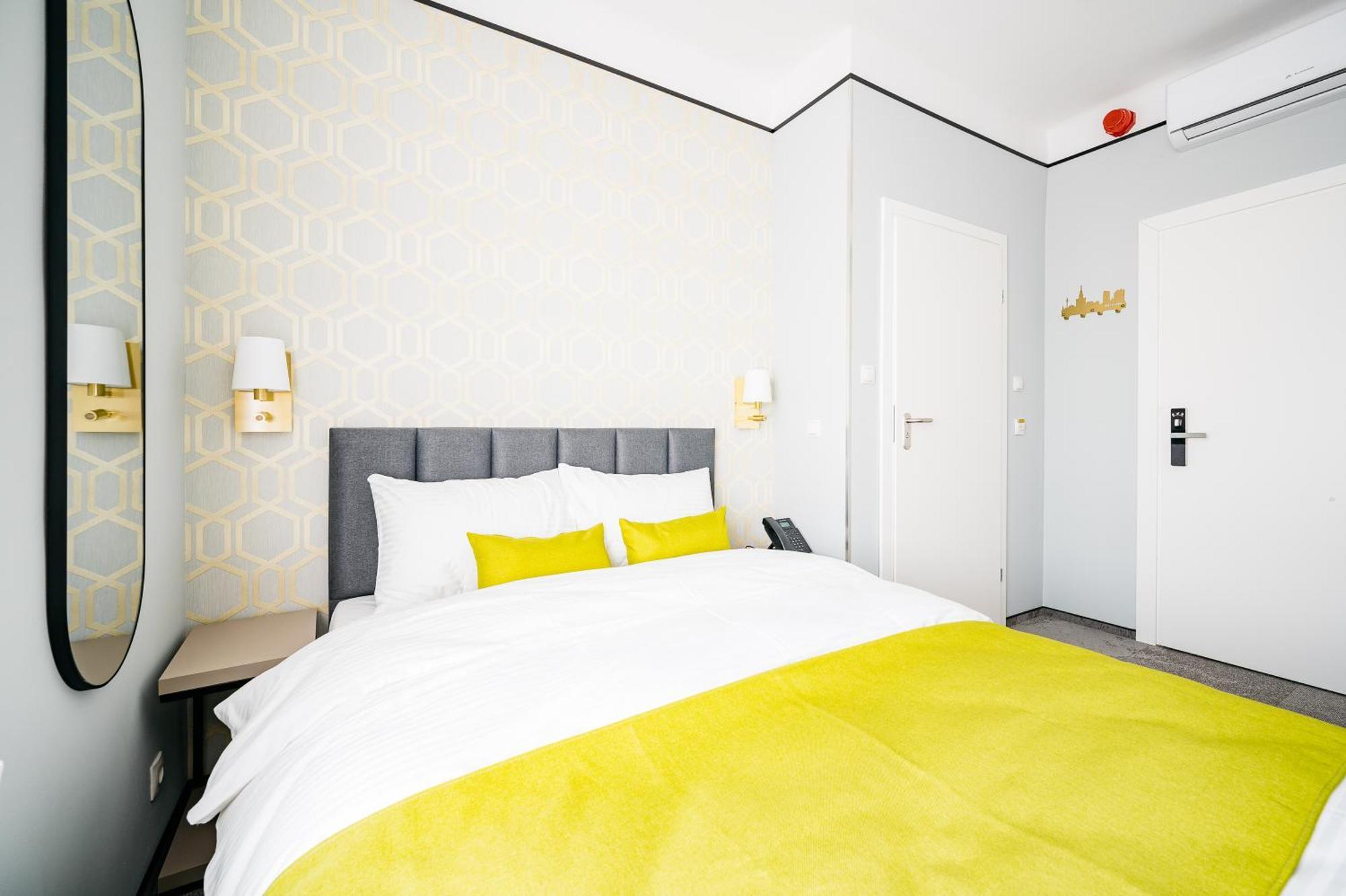 Jess Hotel & Spa Warsaw Old Town الغرفة الصورة